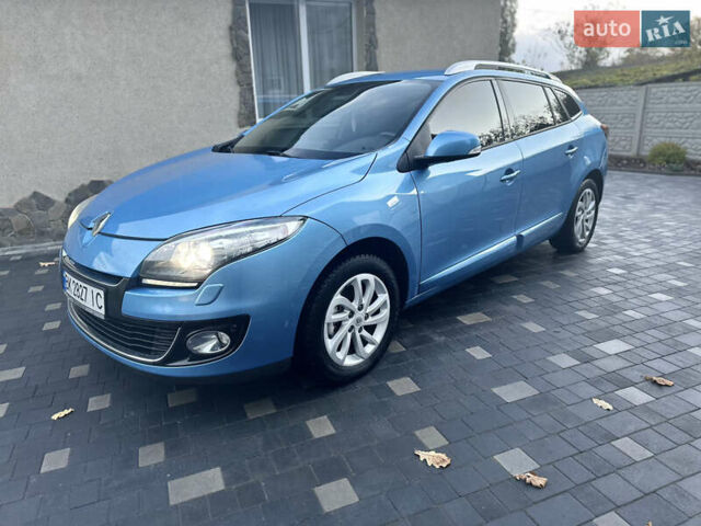 Синий Рено Меган, объемом двигателя 1.5 л и пробегом 257 тыс. км за 8600 $, фото 1 на Automoto.ua