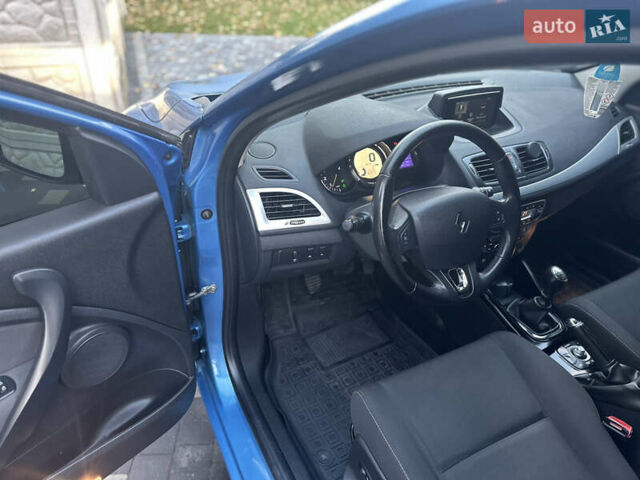 Синий Рено Меган, объемом двигателя 1.5 л и пробегом 257 тыс. км за 8600 $, фото 16 на Automoto.ua