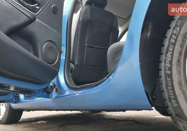 Синий Рено Меган, объемом двигателя 1.5 л и пробегом 187 тыс. км за 8700 $, фото 2 на Automoto.ua