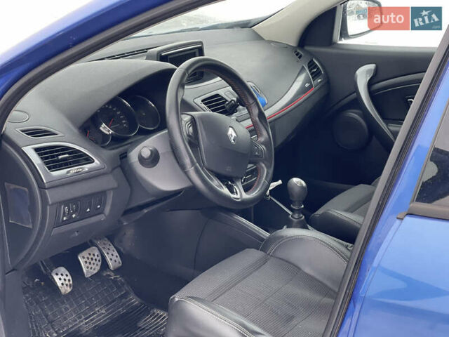 Синий Рено Меган, объемом двигателя 1.46 л и пробегом 248 тыс. км за 7999 $, фото 32 на Automoto.ua