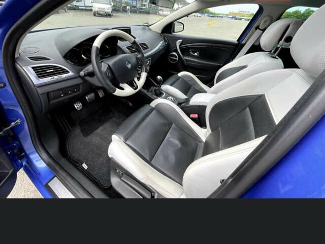 Синий Рено Меган, объемом двигателя 1.5 л и пробегом 216 тыс. км за 10100 $, фото 6 на Automoto.ua