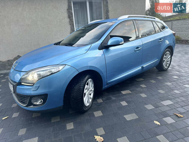 Синий Рено Меган, объемом двигателя 1.5 л и пробегом 257 тыс. км за 8600 $, фото 9 на Automoto.ua