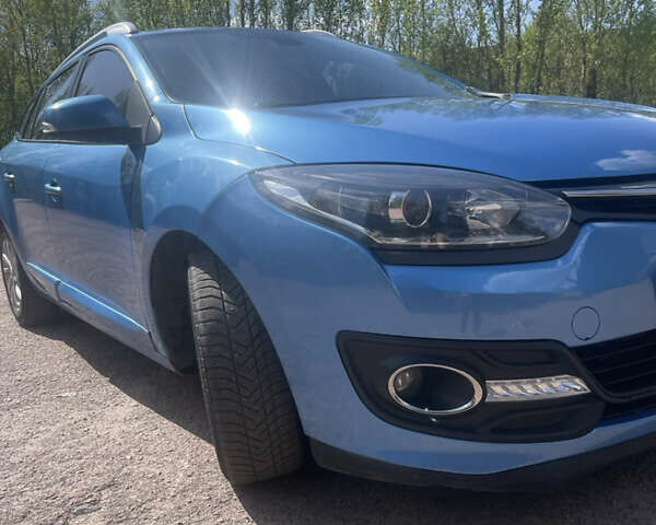 Синій Рено Меган, об'ємом двигуна 1.46 л та пробігом 262 тис. км за 7900 $, фото 1 на Automoto.ua