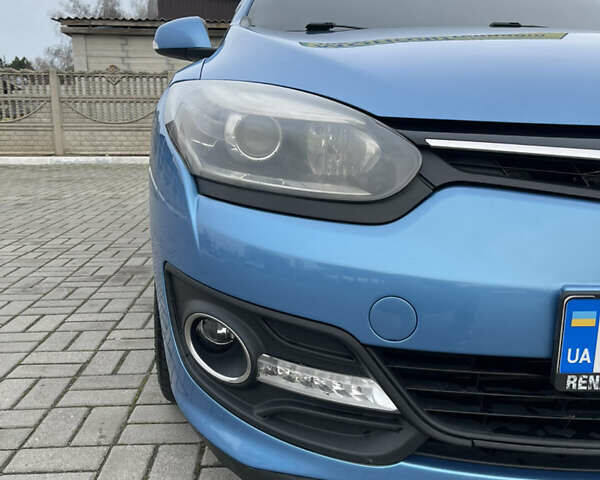Синий Рено Меган, объемом двигателя 1.6 л и пробегом 279 тыс. км за 8350 $, фото 15 на Automoto.ua