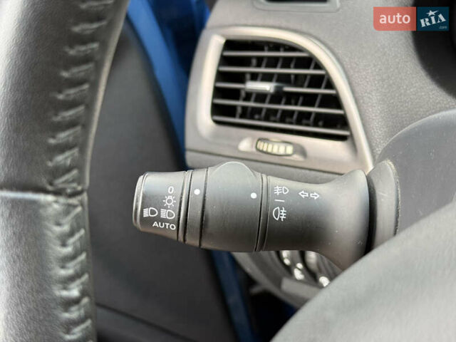 Синій Рено Меган, об'ємом двигуна 1.46 л та пробігом 195 тис. км за 8500 $, фото 28 на Automoto.ua