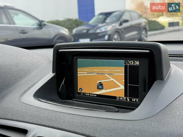 Синий Рено Меган, объемом двигателя 1.46 л и пробегом 196 тыс. км за 8000 $, фото 21 на Automoto.ua