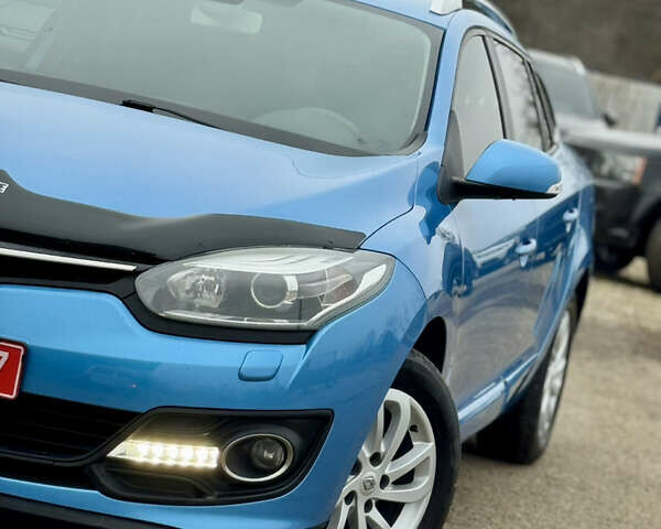 Синий Рено Меган, объемом двигателя 1.5 л и пробегом 194 тыс. км за 9300 $, фото 4 на Automoto.ua