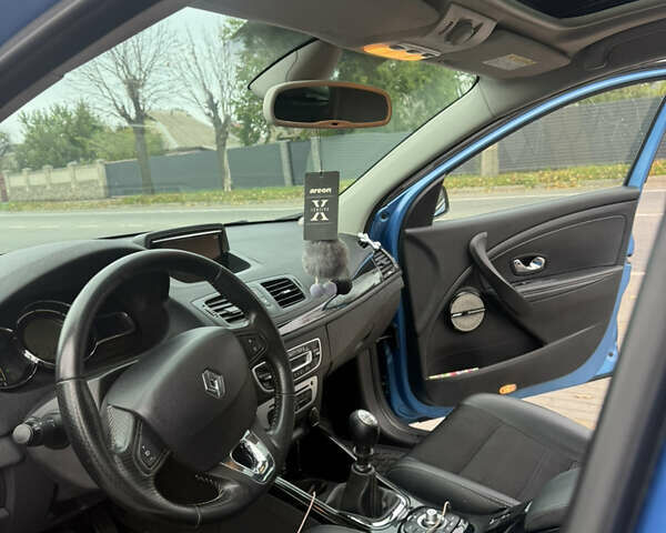 Рено Меган 2014 в Белой Церкве на Automoto.ua Синий Рено Меган, объемом двигателя 1.6 л и пробегом 228 тыс. км за 9500 $, фото 6 на Automoto.ua