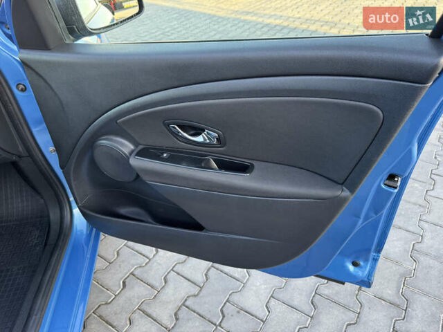 Синій Рено Меган, об'ємом двигуна 1.5 л та пробігом 209 тис. км за 10300 $, фото 28 на Automoto.ua