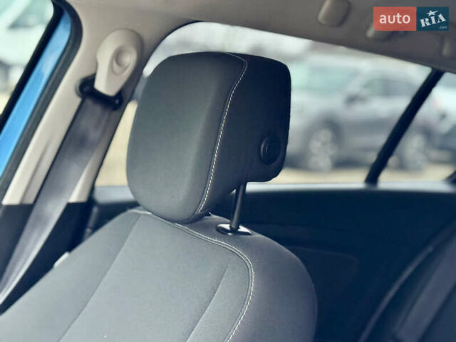 Синий Рено Меган, объемом двигателя 1.5 л и пробегом 194 тыс. км за 9300 $, фото 27 на Automoto.ua