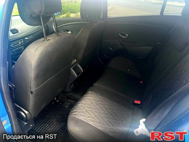 Синій Рено Меган, об'ємом двигуна 1.5 л та пробігом 200 тис. км за 7900 $, фото 4 на Automoto.ua