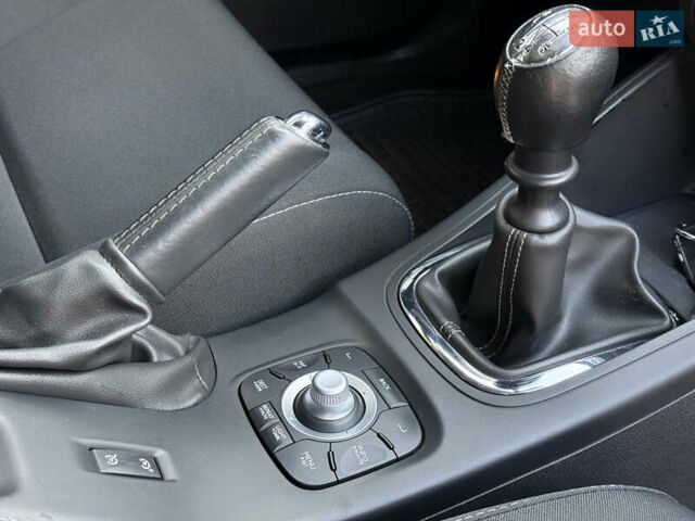 Синий Рено Меган, объемом двигателя 1.46 л и пробегом 196 тыс. км за 8000 $, фото 19 на Automoto.ua