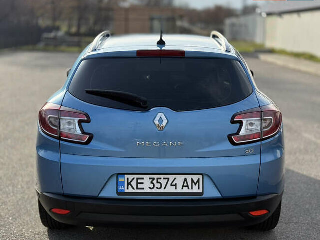 Синій Рено Меган, об'ємом двигуна 1.46 л та пробігом 195 тис. км за 8500 $, фото 4 на Automoto.ua