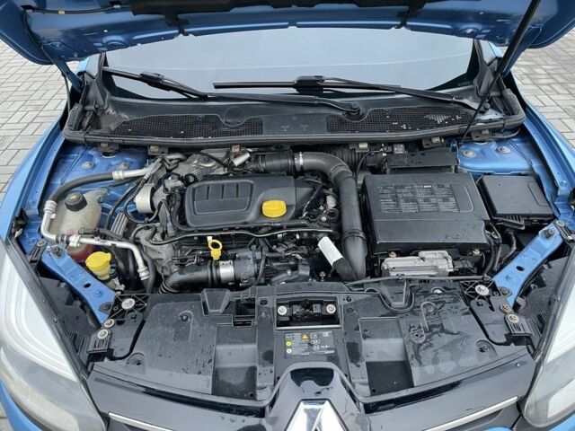 Синий Рено Меган, объемом двигателя 1.6 л и пробегом 279 тыс. км за 8350 $, фото 23 на Automoto.ua