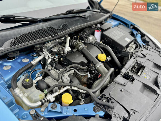 Синий Рено Меган, объемом двигателя 1.5 л и пробегом 194 тыс. км за 9300 $, фото 48 на Automoto.ua