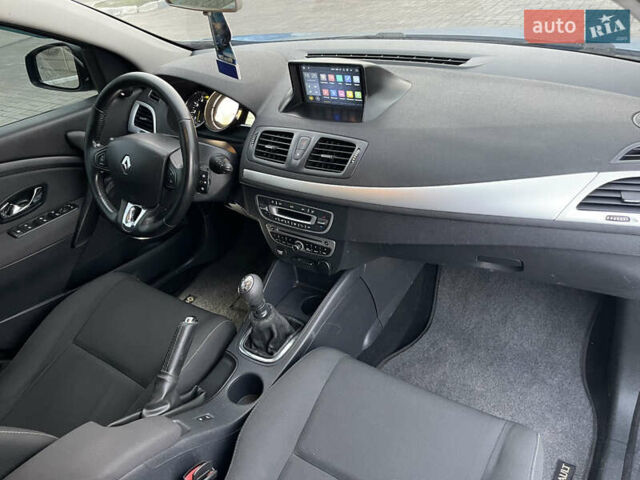 Синий Рено Меган, объемом двигателя 1.6 л и пробегом 279 тыс. км за 8350 $, фото 23 на Automoto.ua