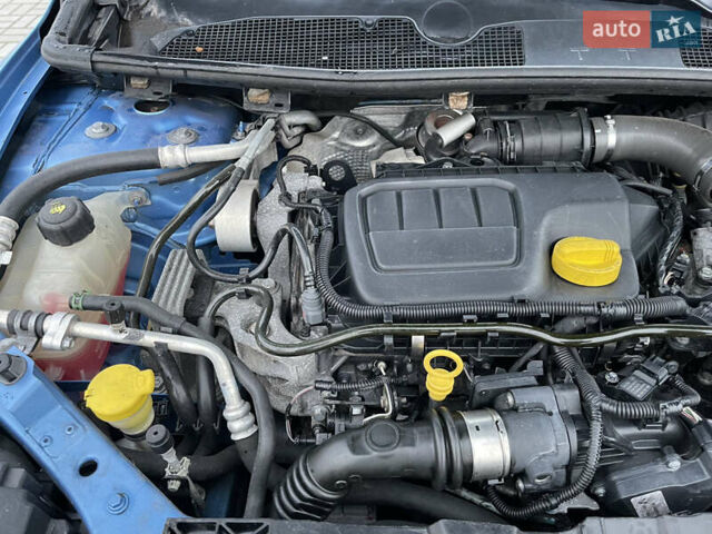 Синий Рено Меган, объемом двигателя 1.6 л и пробегом 279 тыс. км за 8350 $, фото 48 на Automoto.ua