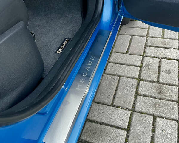 Синій Рено Меган, об'ємом двигуна 1.6 л та пробігом 280 тис. км за 7950 $, фото 37 на Automoto.ua