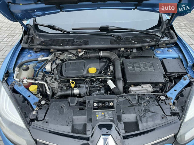 Синій Рено Меган, об'ємом двигуна 1.6 л та пробігом 280 тис. км за 7950 $, фото 50 на Automoto.ua