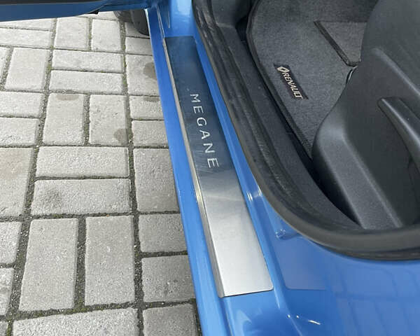 Синий Рено Меган, объемом двигателя 1.6 л и пробегом 279 тыс. км за 8350 $, фото 40 на Automoto.ua