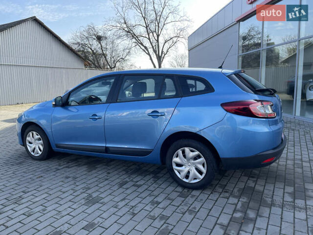 Синій Рено Меган, об'ємом двигуна 1.6 л та пробігом 207 тис. км за 8700 $, фото 14 на Automoto.ua