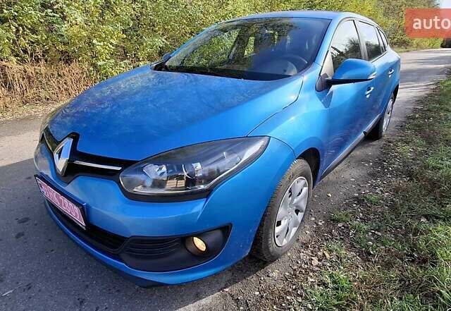 Синий Рено Меган, объемом двигателя 1.6 л и пробегом 207 тыс. км за 8500 $, фото 2 на Automoto.ua