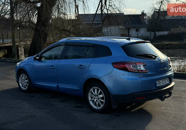 Синий Рено Меган, объемом двигателя 1.5 л и пробегом 248 тыс. км за 7900 $, фото 2 на Automoto.ua