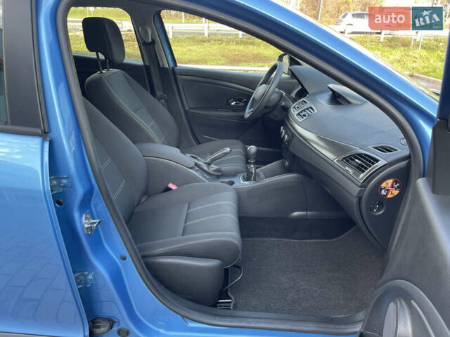 Синій Рено Меган, об'ємом двигуна 1.6 л та пробігом 207 тис. км за 8700 $, фото 36 на Automoto.ua