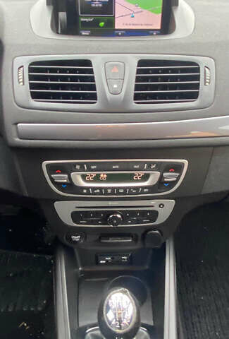 Синий Рено Меган, объемом двигателя 1.5 л и пробегом 153 тыс. км за 9600 $, фото 14 на Automoto.ua