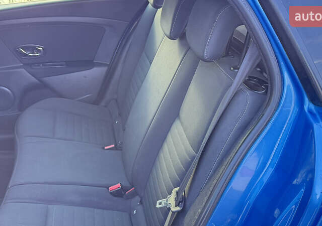 Синий Рено Меган, объемом двигателя 1.5 л и пробегом 248 тыс. км за 7900 $, фото 12 на Automoto.ua