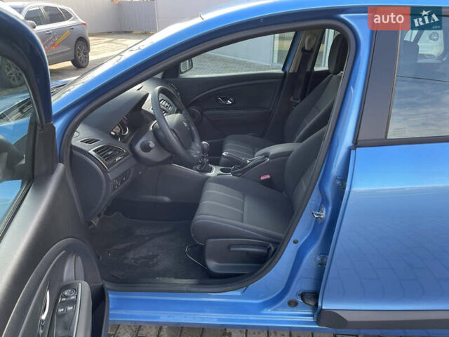 Синій Рено Меган, об'ємом двигуна 1.6 л та пробігом 207 тис. км за 8700 $, фото 22 на Automoto.ua