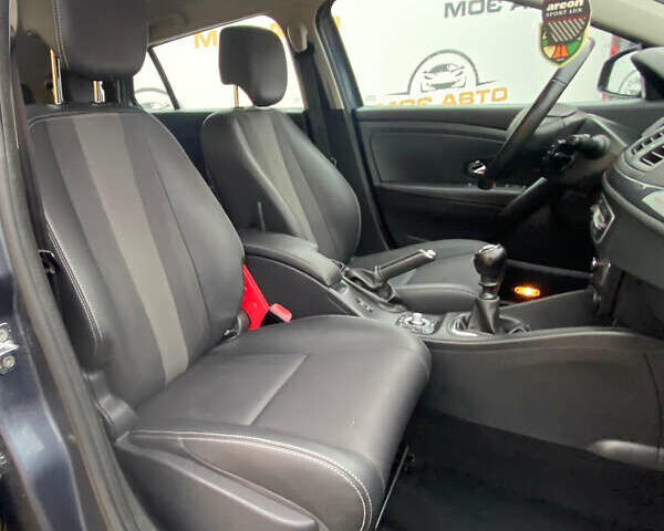 Синий Рено Меган, объемом двигателя 1.5 л и пробегом 153 тыс. км за 9600 $, фото 15 на Automoto.ua