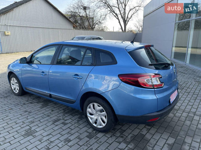 Синій Рено Меган, об'ємом двигуна 1.6 л та пробігом 207 тис. км за 8700 $, фото 13 на Automoto.ua