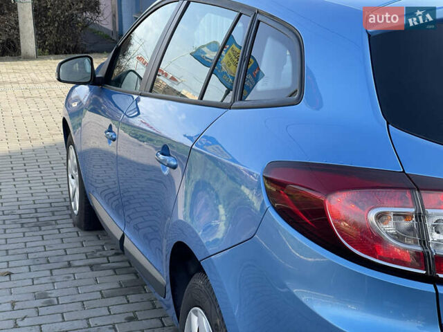 Синій Рено Меган, об'ємом двигуна 1.6 л та пробігом 207 тис. км за 8700 $, фото 15 на Automoto.ua