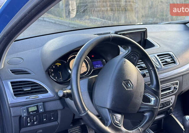 Синий Рено Меган, объемом двигателя 1.5 л и пробегом 248 тыс. км за 7900 $, фото 11 на Automoto.ua