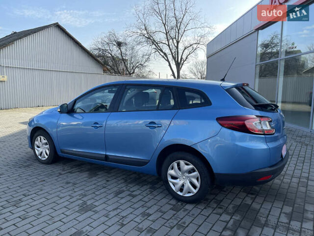 Синій Рено Меган, об'ємом двигуна 1.6 л та пробігом 207 тис. км за 8700 $, фото 12 на Automoto.ua