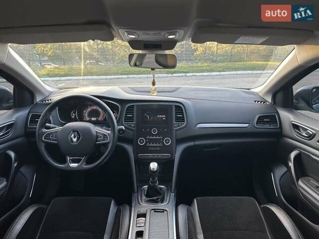 Рено Меган 2016 у Харкові на Automoto.ua Синій Рено Меган, об'ємом двигуна 1.46 л та пробігом 259 тис. км за 11800 $, фото 16 на Automoto.ua