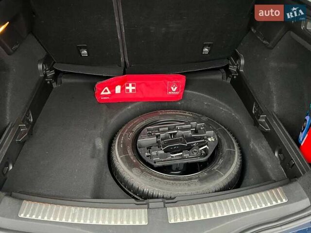 Синій Рено Меган, об'ємом двигуна 1.5 л та пробігом 201 тис. км за 13600 $, фото 7 на Automoto.ua