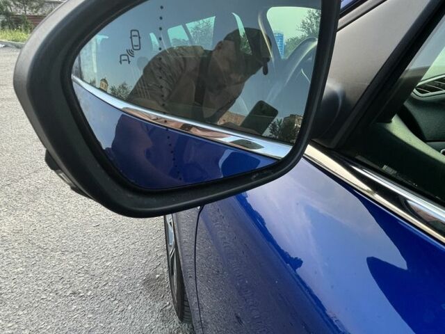 Синій Рено Меган, об'ємом двигуна 1.6 л та пробігом 240 тис. км за 13499 $, фото 11 на Automoto.ua