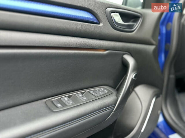 Синий Рено Меган, объемом двигателя 1.6 л и пробегом 236 тыс. км за 12999 $, фото 11 на Automoto.ua