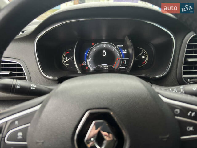 Синий Рено Меган, объемом двигателя 1.46 л и пробегом 252 тыс. км за 12200 $, фото 7 на Automoto.ua