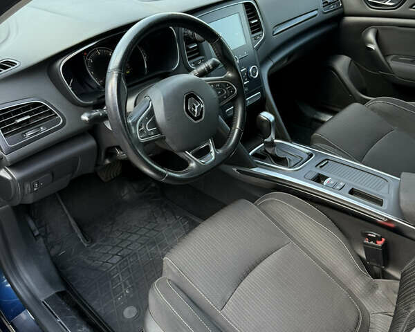 Рено Меган 2016 в Киеве на Automoto.ua Синий Рено Меган, объемом двигателя 1.46 л и пробегом 136 тыс. км за 14600 $, фото 21 на Automoto.ua