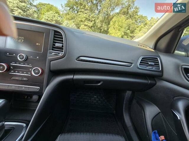 Синій Рено Меган, об'ємом двигуна 1.46 л та пробігом 220 тис. км за 11300 $, фото 23 на Automoto.ua