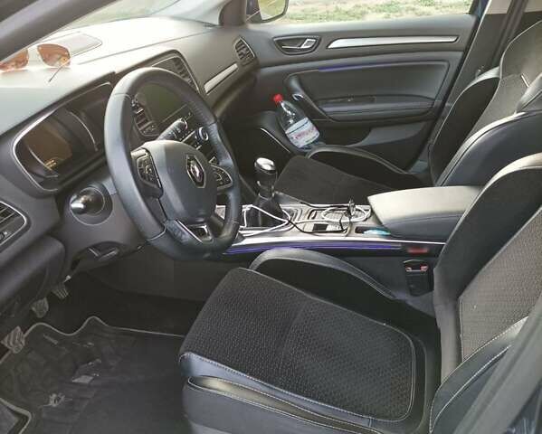 Синий Рено Меган, объемом двигателя 1.5 л и пробегом 208 тыс. км за 12700 $, фото 4 на Automoto.ua
