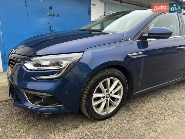 Синий Рено Меган, объемом двигателя 1.46 л и пробегом 252 тыс. км за 12200 $, фото 2 на Automoto.ua