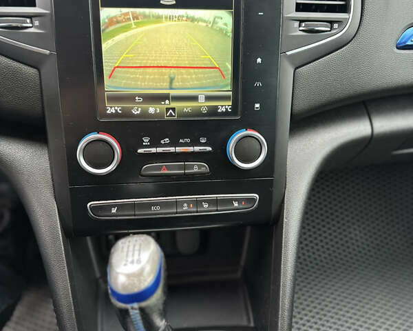 Синий Рено Меган, объемом двигателя 1.6 л и пробегом 236 тыс. км за 12999 $, фото 13 на Automoto.ua