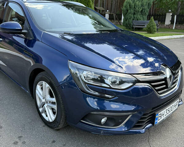 Рено Меган 2016 в Киеве на Automoto.ua Синий Рено Меган, объемом двигателя 1.46 л и пробегом 136 тыс. км за 14600 $, фото 9 на Automoto.ua