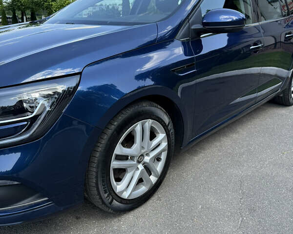 Рено Меган 2016 в Киеве на Automoto.ua Синий Рено Меган, объемом двигателя 1.46 л и пробегом 136 тыс. км за 14600 $, фото 4 на Automoto.ua
