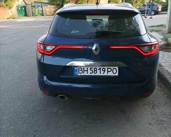 Синий Рено Меган, объемом двигателя 1.5 л и пробегом 208 тыс. км за 12700 $, фото 2 на Automoto.ua
