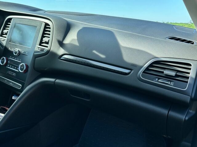 Синий Рено Меган, объемом двигателя 0 л и пробегом 220 тыс. км за 11500 $, фото 5 на Automoto.ua